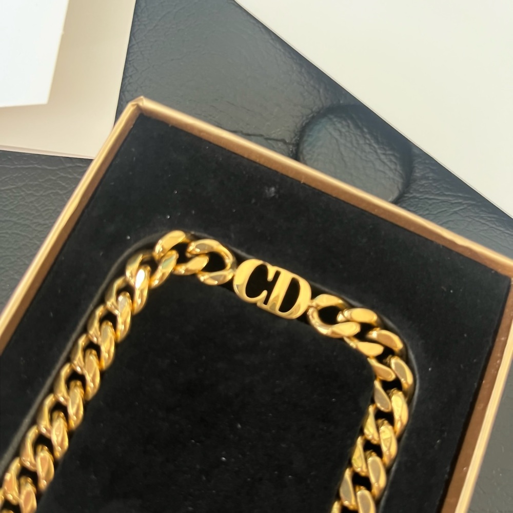 18K GOLD cuban chain choker style necklace